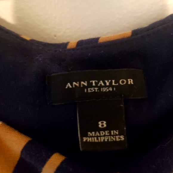 Stretchy Sheath Dress with Side Zipper - Picture 3 of 4